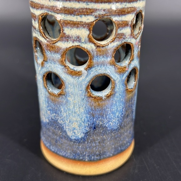 Doug Sassi Studio Art Pottery - Picture 7 of 11